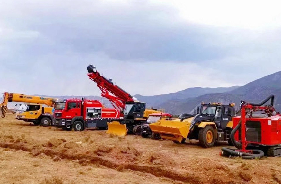 APP下载参与空地联合营救灭火、“孤岛”救援、堰塞湖险情处置等实战演练。