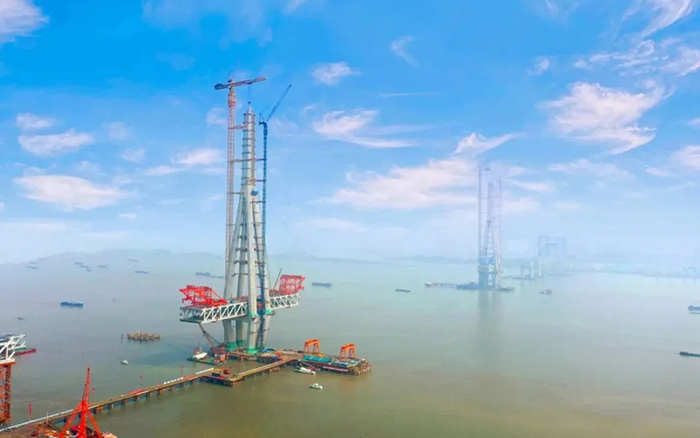 APP下载建设！世界最高桥塔常泰长江大桥主塔顺利封顶！