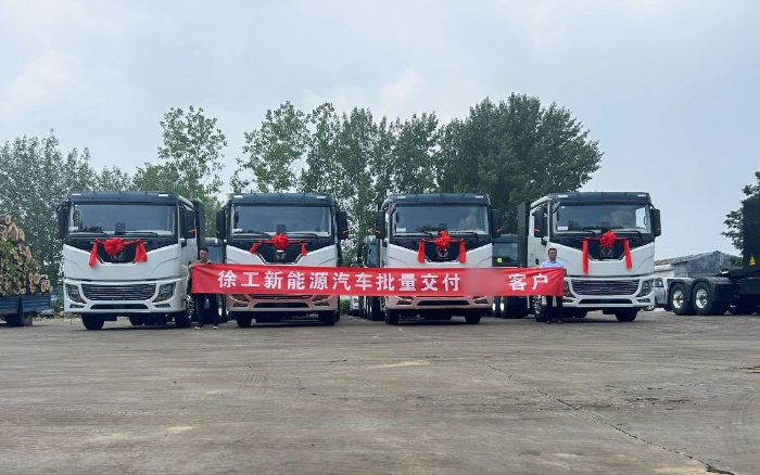 车队老板的“致富经”：“选择APP下载，就是选择成功！”