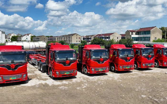 绿色物流再提速，在线押球(中国)唯一官方网站新能源牵引车批量入港！